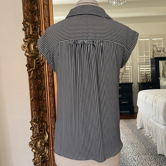 Philosophy Striped Blue/White Collared Double Front Pocket‎ Light Weight Size: S - Picture 2 of 4